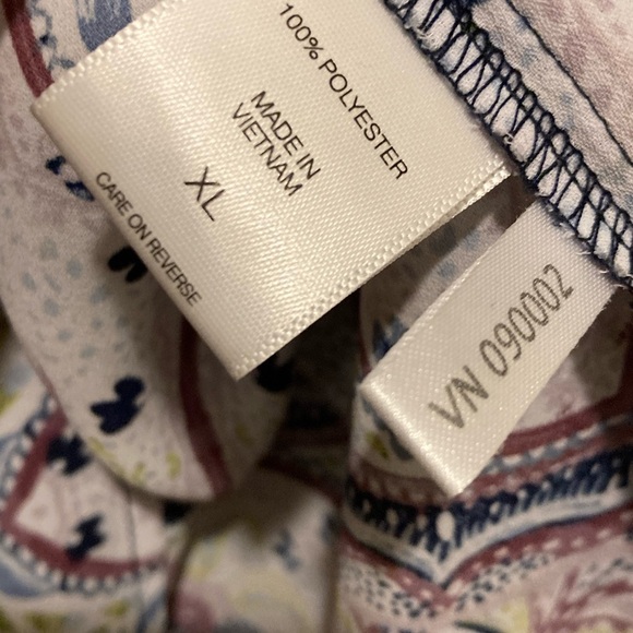 New York & Company Soho Jeans Women’s  Cream and Blue Blouse Elegant Top Sz. XL - Picture 7 of 8